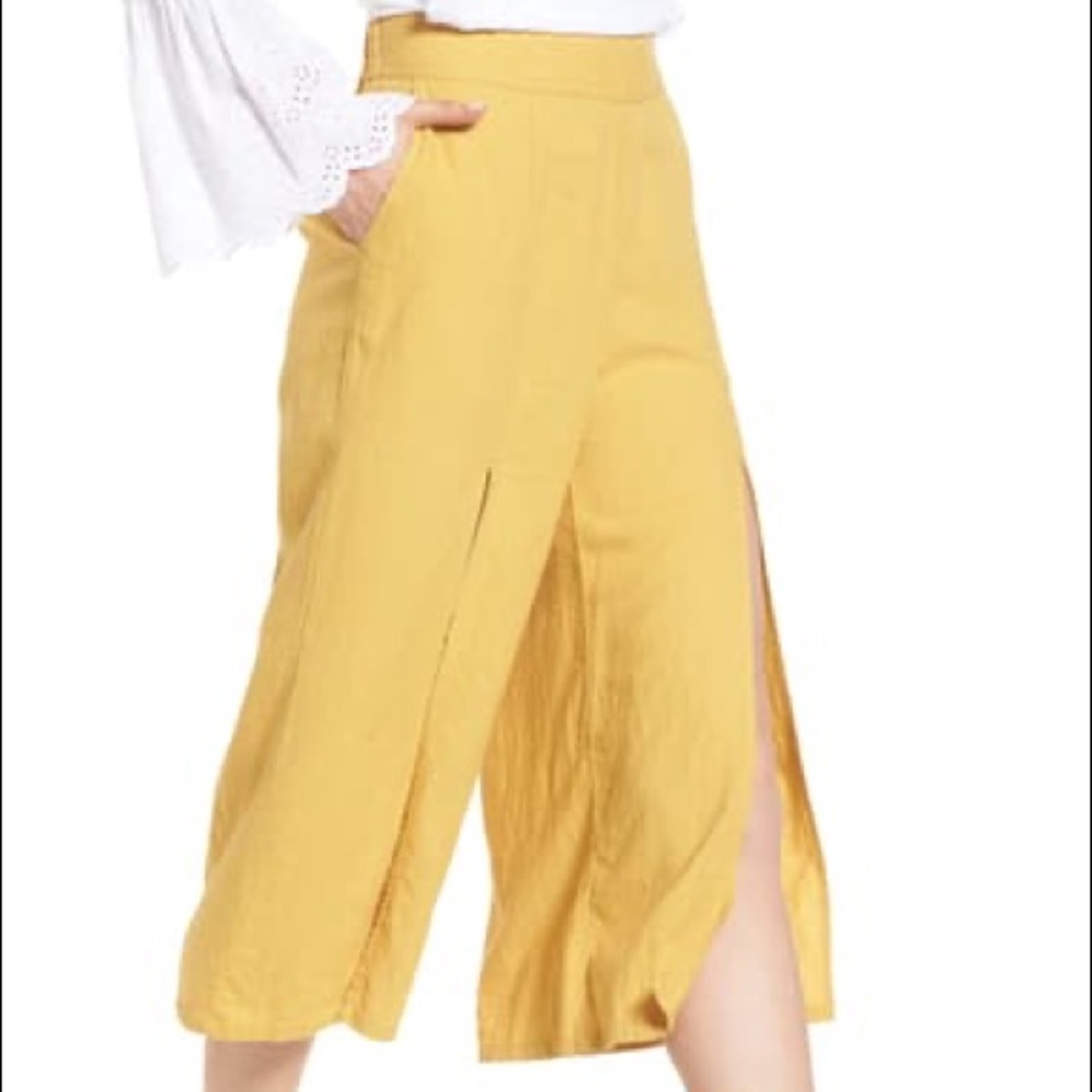 BP. Split Front Wide Leg Crop Pants Yellow Size S
